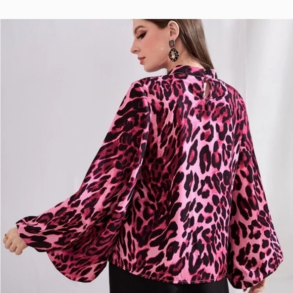 PINK LEOPARD PRINT BISHOP SLEEVE BLOUSE - Picture 5 of 6